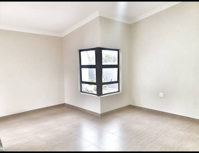 2 BEDROOM CLUSTER RENTED IN RANDPARK RIDGE